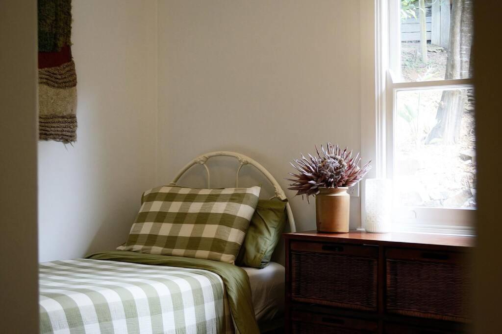 Harrys House Warburton - Peaceful Riverside Cottage In The Perfect Location Экстерьер фото